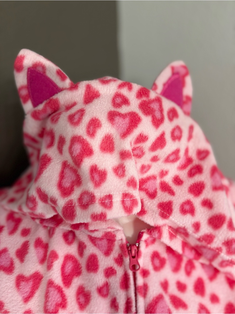 Pink Heart Print Fleece Onesie Pajama with Hood - Picture 3 of 6